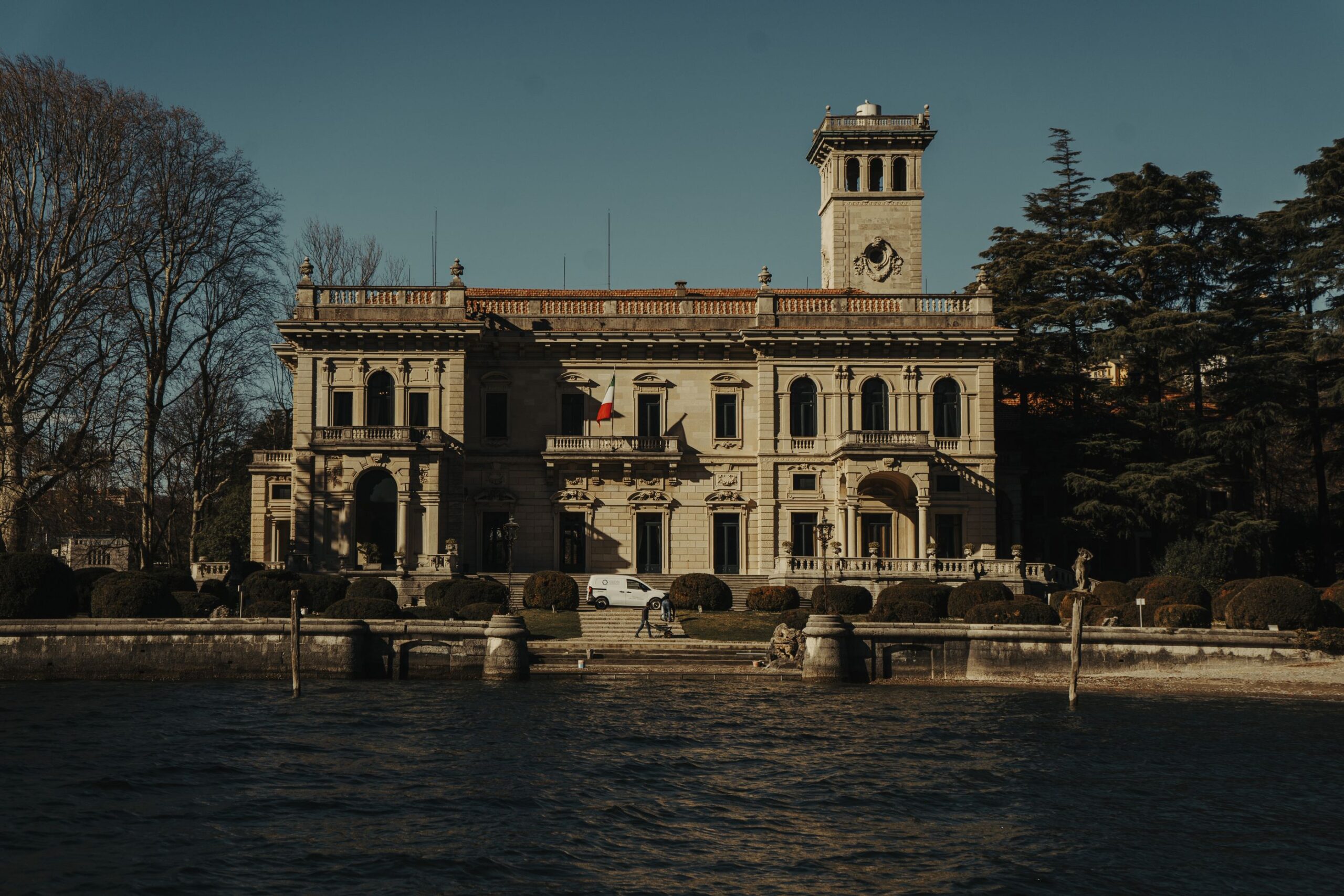 Boat trips Boat tour on Lake Como Boatiful lake